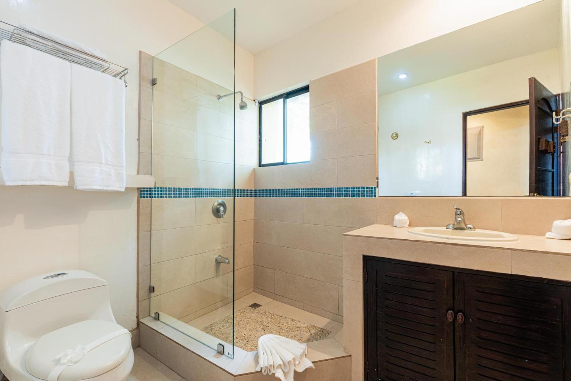 El Diria 301 Penthouse- Ocean View 3 Bedroom *